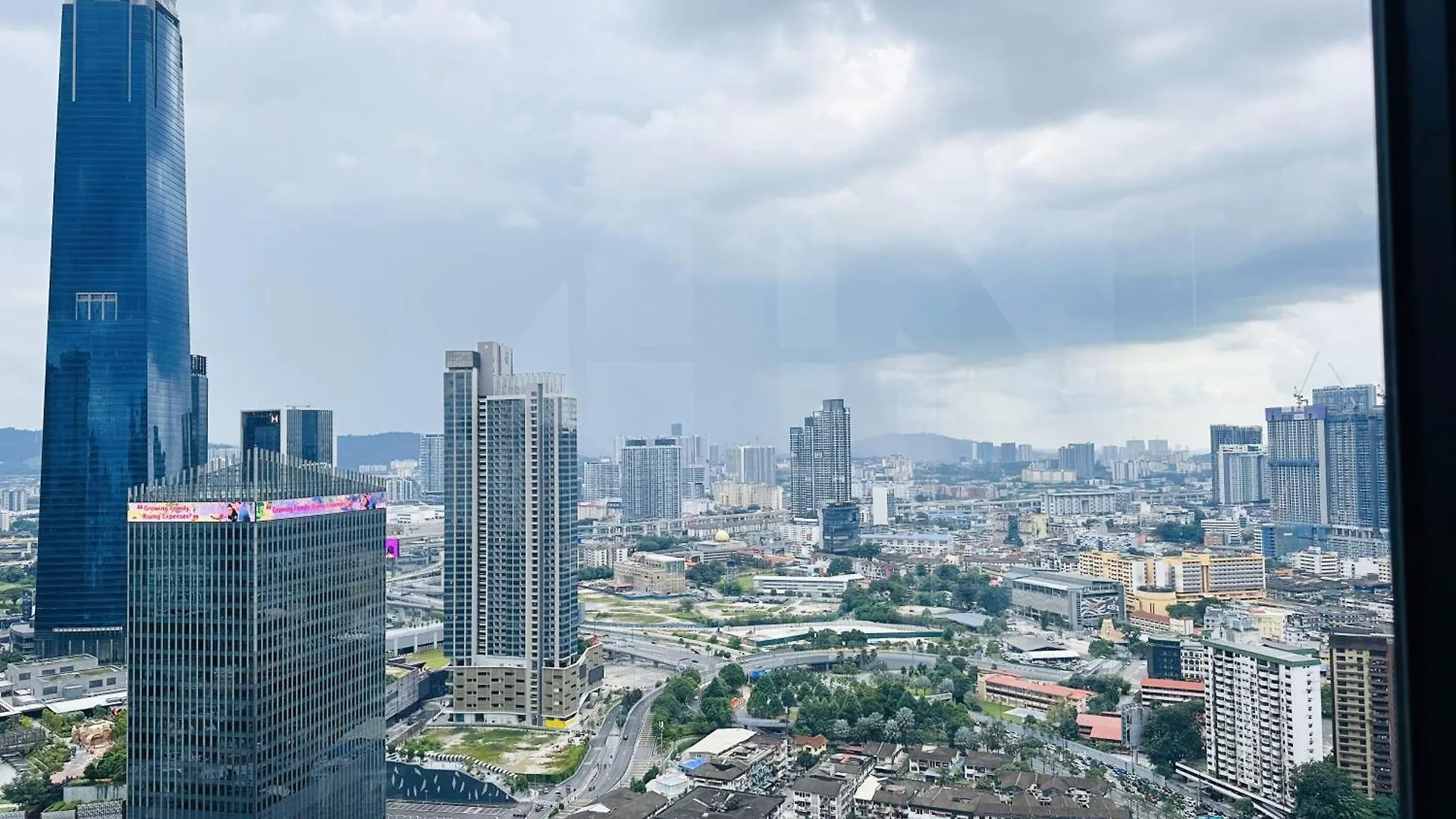 شقة The Axon Suites By Rainbow Touch كوالالمبور