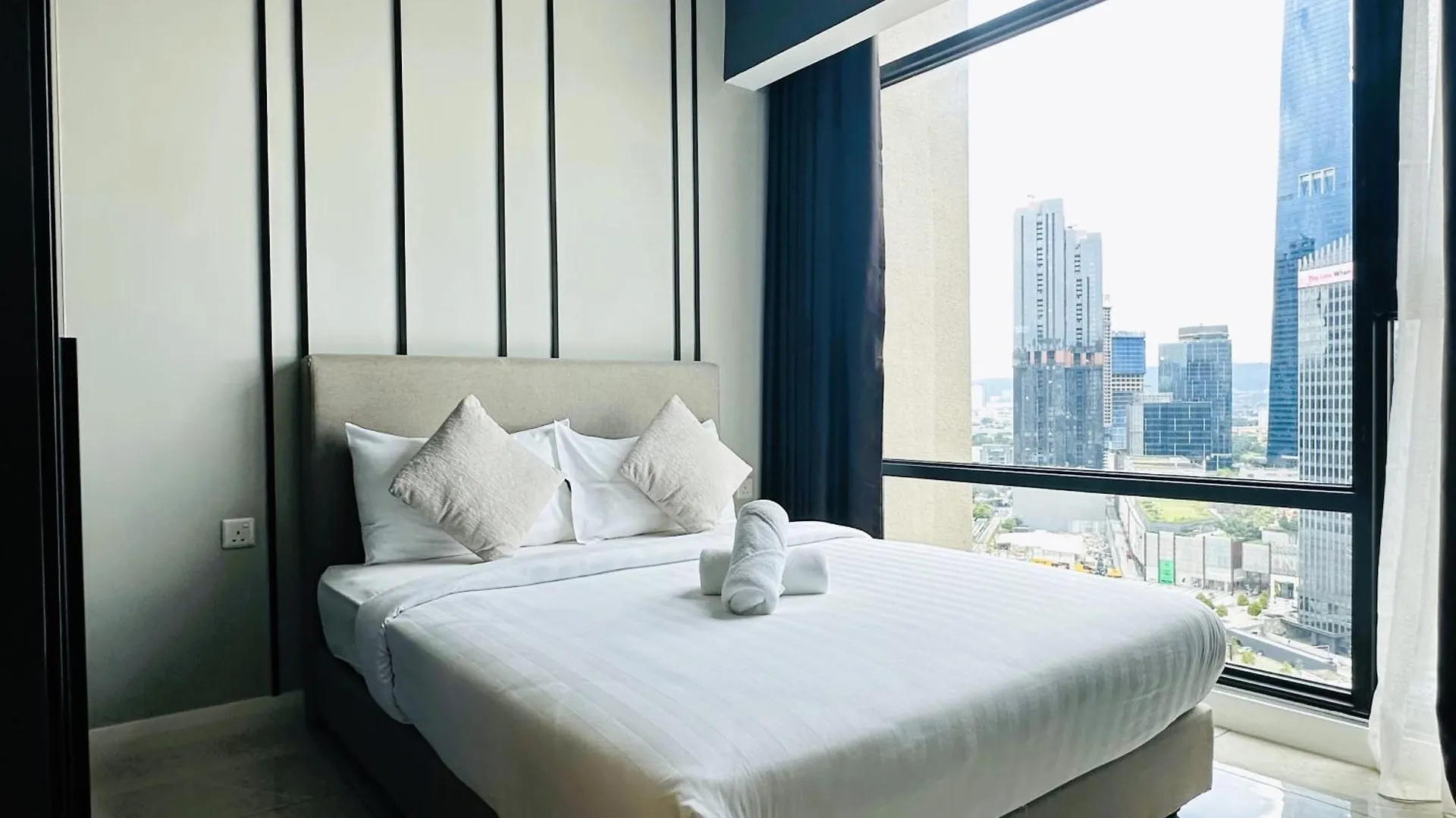 شقة The Axon Suites By Rainbow Touch كوالالمبور