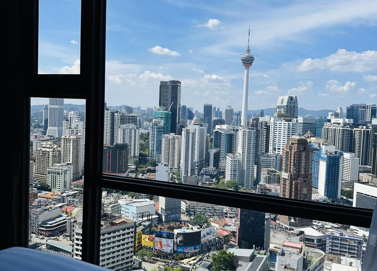The Axon Suites By Rainbow Touch Kuala Lumpur Apartment