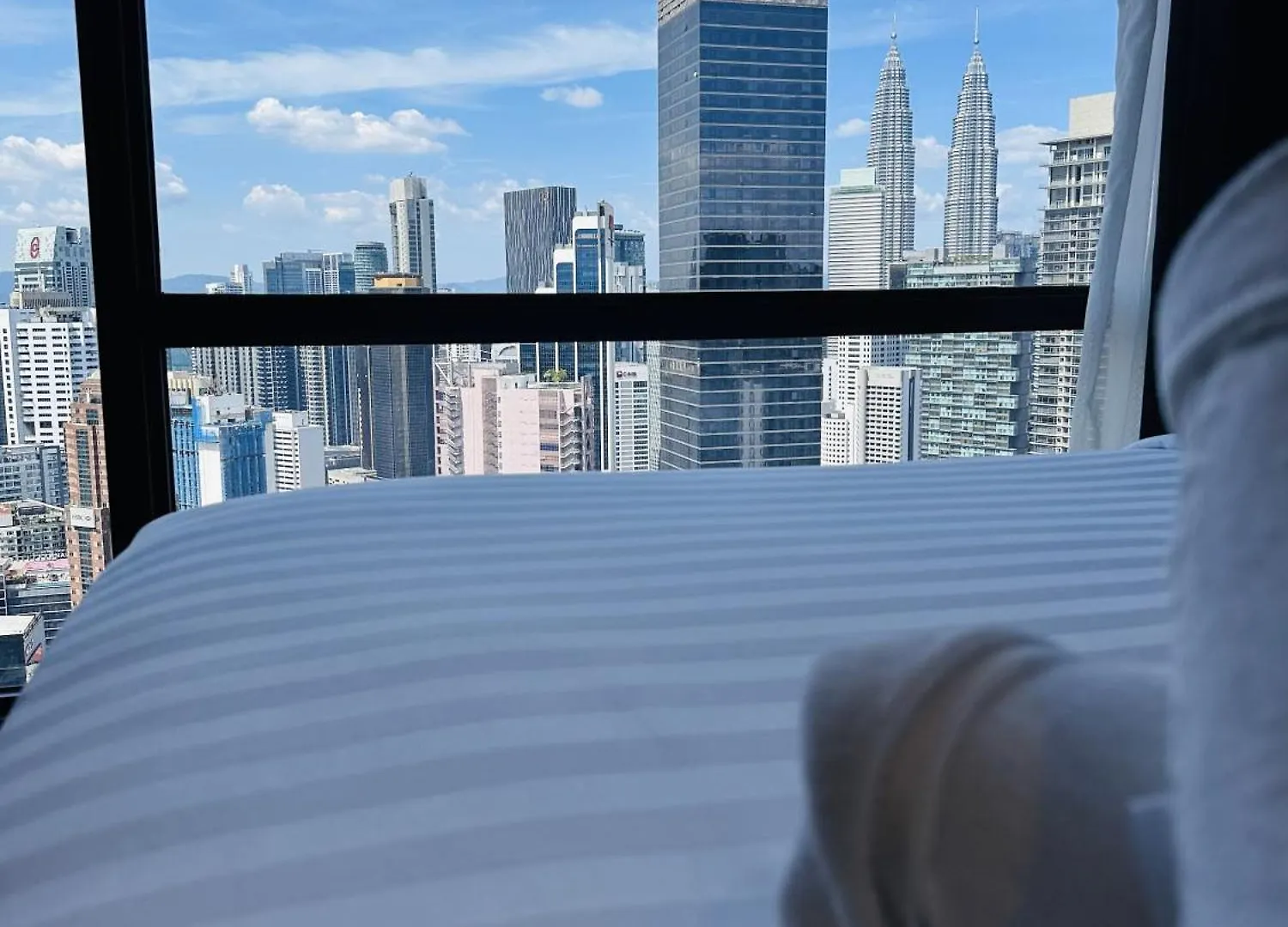 Apartment The Axon Suites By Rainbow Touch Kuala Lumpur